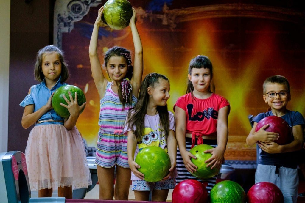 kids bowling party