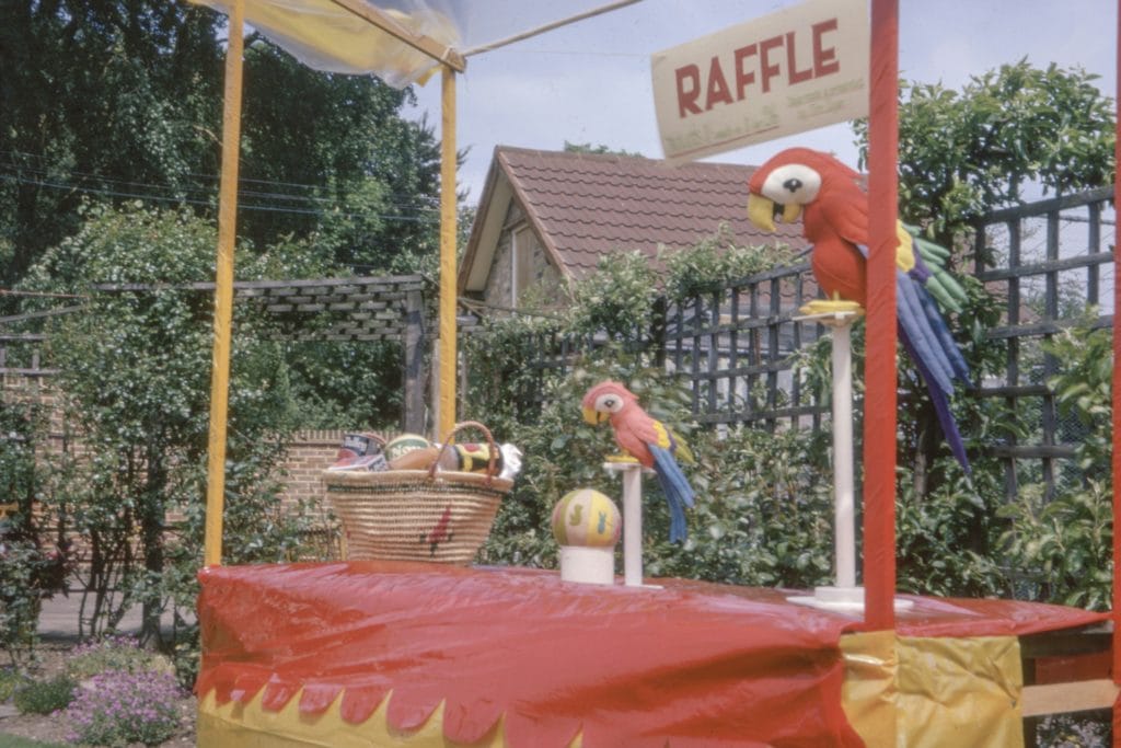 parrot raffle booth